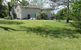 Charmante Maison de Campagne Proche de Bergerac, Sites de Dordogne, Randonnées